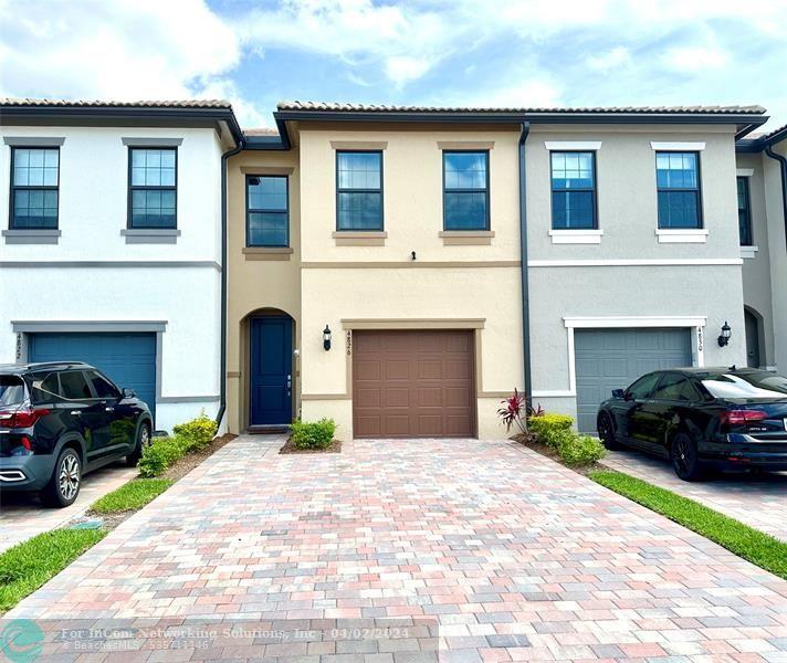 4826 Indio Trl, Lake Worth, Condo/Co-Op/Villa/Townhouse,  for sale, Donna  Caccioppo, PA, CL International Real Estate Group, LLC